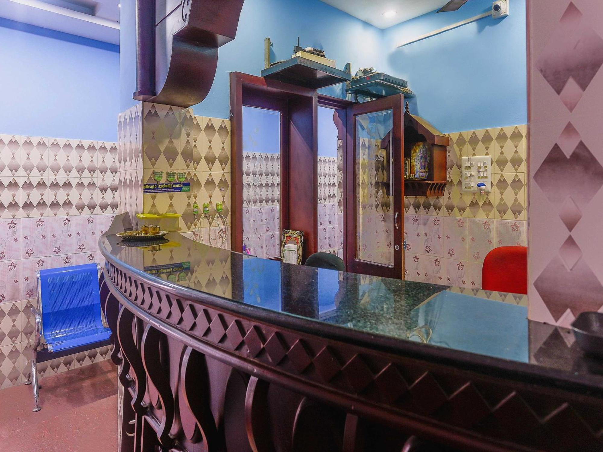 Hotel O Sree Bhadra Tourist Home Kollam Kültér fotó